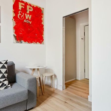 Modern And Cozy Apt In Porta Romana Milan Luaran gambar