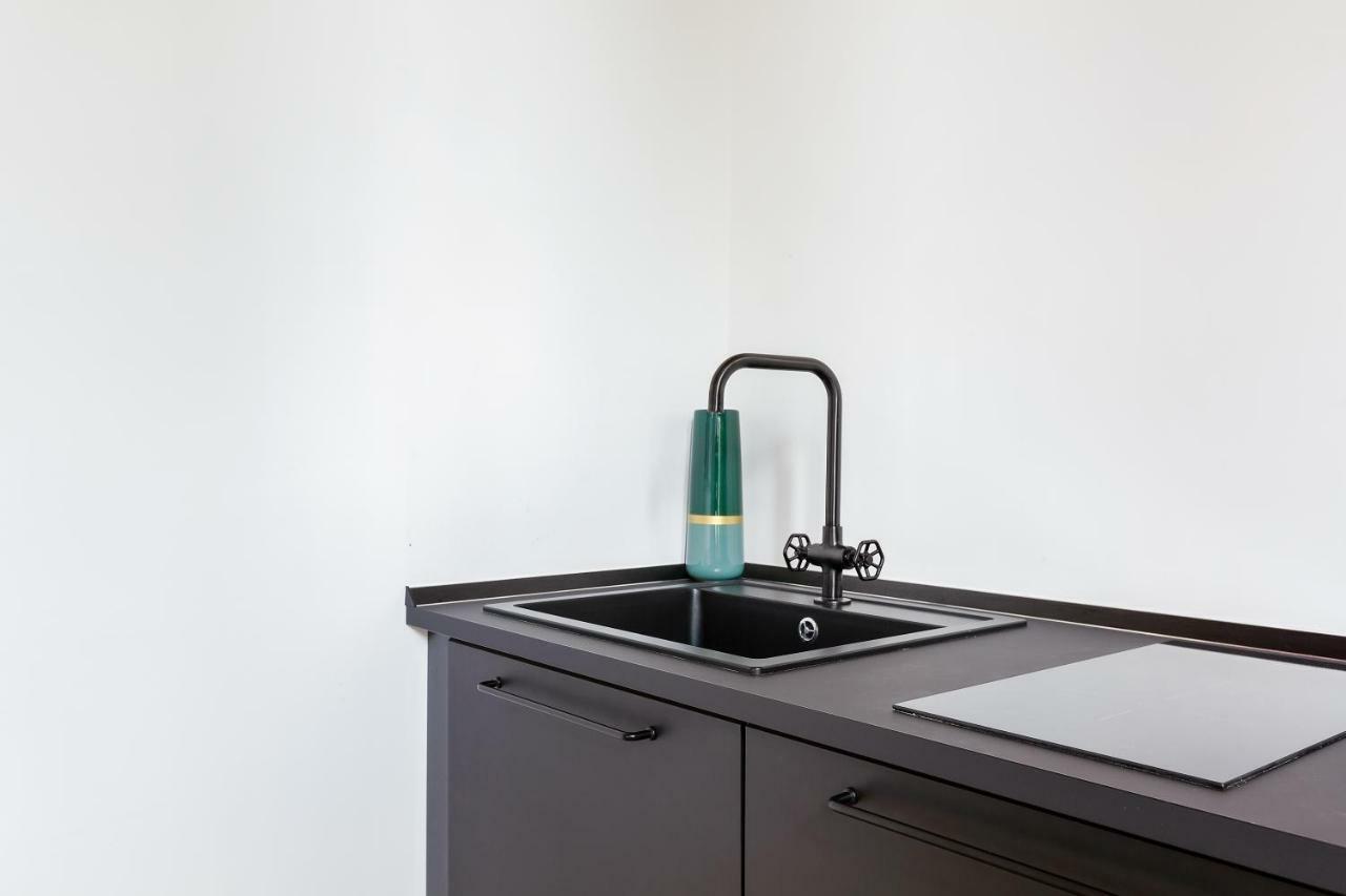 Modern And Cozy Apt In Porta Romana Milan Luaran gambar