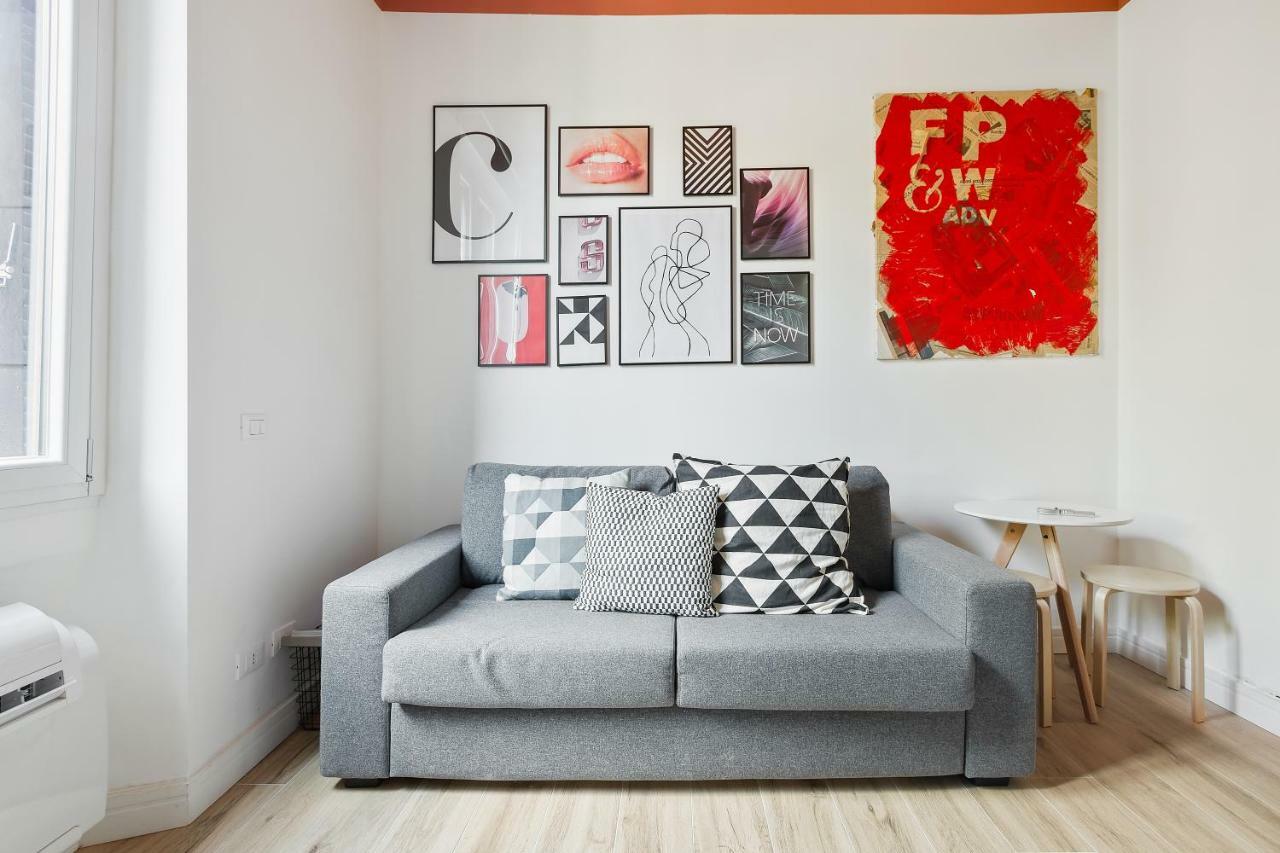 Modern And Cozy Apt In Porta Romana Milan Luaran gambar